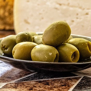 Oliven aus dem Mittelmeerraum | Aromatische mediterrane Oliven