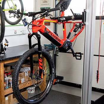 Reparatur-Service | In unserer eigenen Werkstatt reparieren wir Ihr Fahrrad zu fairen Konditionen. 