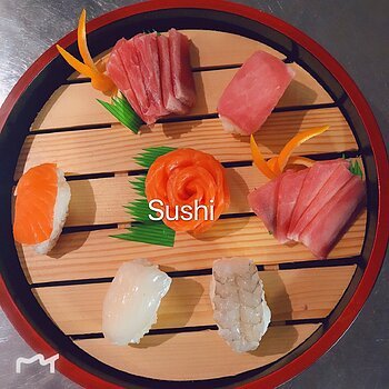 Sushi | ab 2,50 € | Frischer spezieller Sushi-Reis, umwickelt mit Ihren Lieblingszutaten und feinem Lachs.